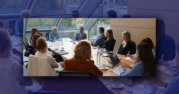 WCF Kadın Konseyi toplantısı, TOBB Brüksel Ofisi’nde düzenlendi. Etkinlik, iş dünyasında kadın liderlerin bir araya gelerek deneyimlerini paylaşmalarına ve işbirliği fırsatlarını değerlendirmelerine olanak tanıdı.