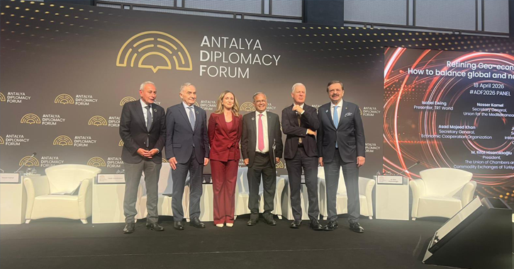 V. Antalya Diplomasi Forumu, T.C. Cumhurbaşkanı Recep Tayyip Erdoğan himayelerinde ve Dışişleri Bakanlığı ev sahipliğinde “Yarını Tasarlarken, Belirsizliklerle Baş Etmek” temasıyla 17-19 Nisan 2026 tarihlerinde Antalya’da gerçekleştirildi